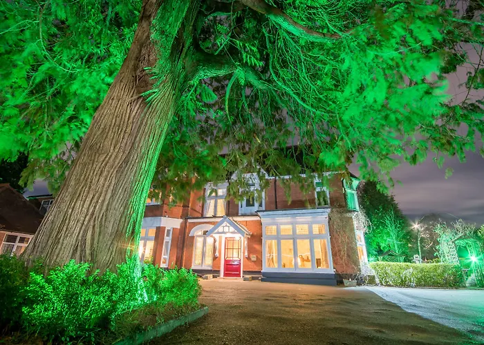 Airport Hotel: Grovefield Manor