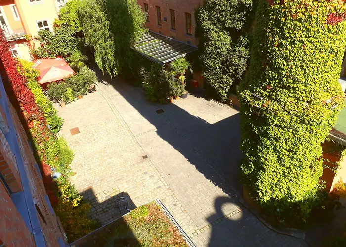 Resort: Hotel Fabrik Wien