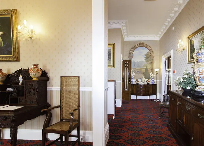 The Elmington Hotel (Adults Only)