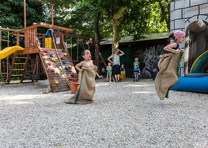 Hotel con piscina: Hotel Promenade Universale