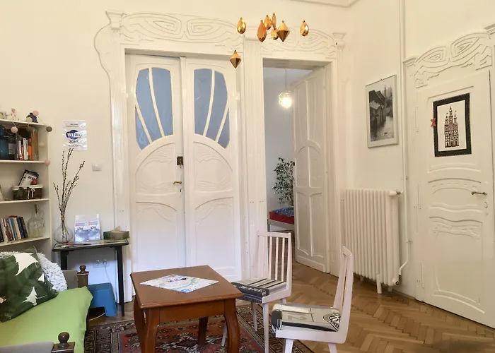 Hostel: Gaia Astoria