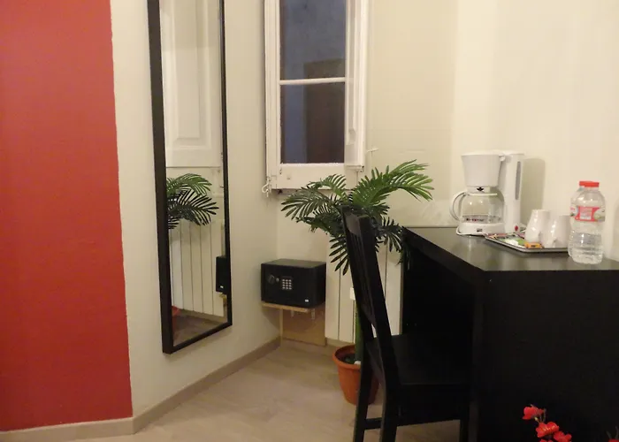 Brustar Gotic-Centric