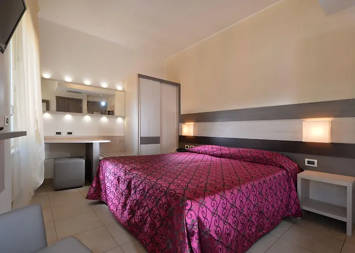 Hotel cerca del aeropuerto: Hotel Siena