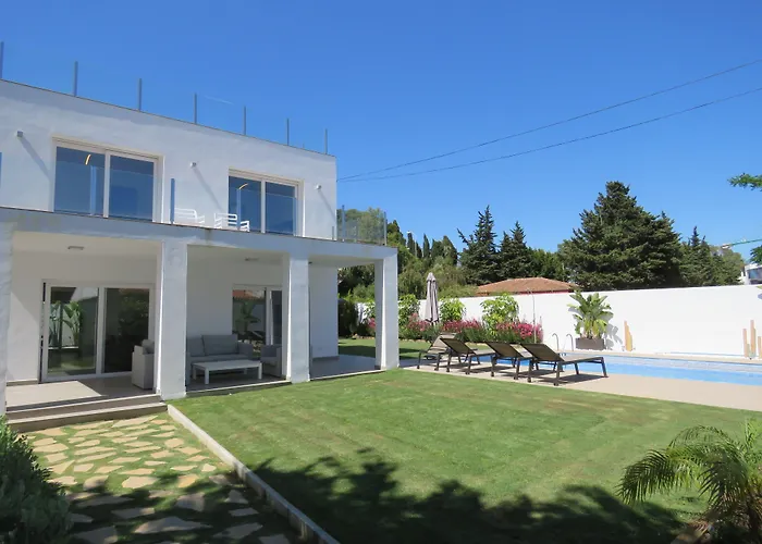 Hotel cerca del colegio: Coral Beach Aparthotel