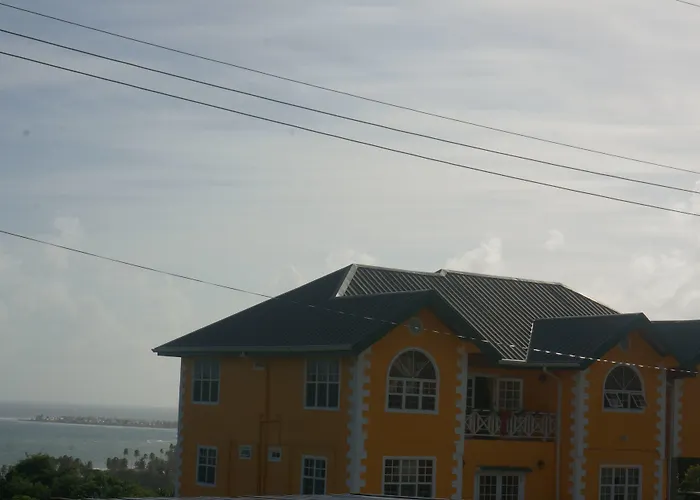Faith'S Villa Tobago