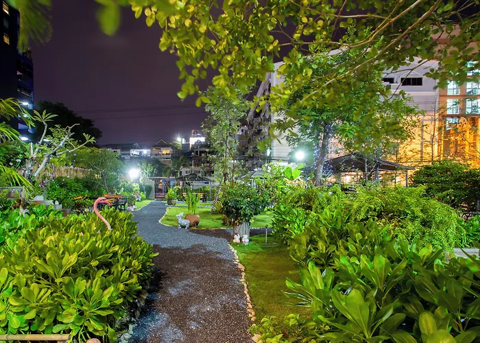 Trip to College Sabai Inn