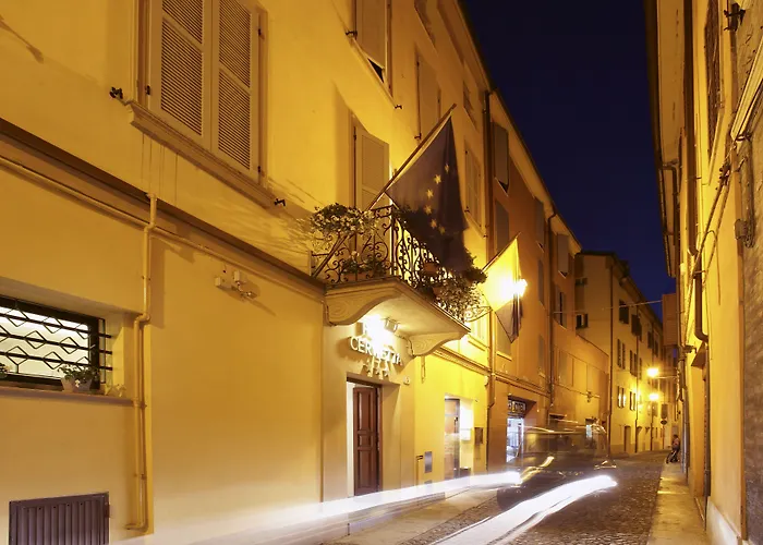 Cheap hotel: Hotel Cervetta 5