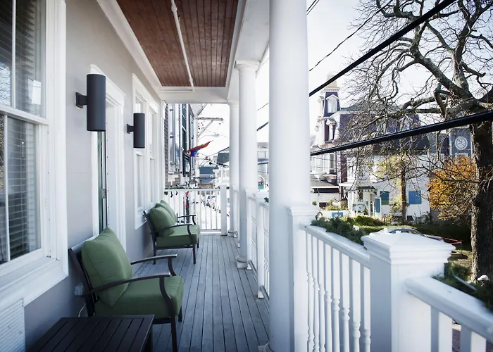 Resort: The Crown And Anchor Inn