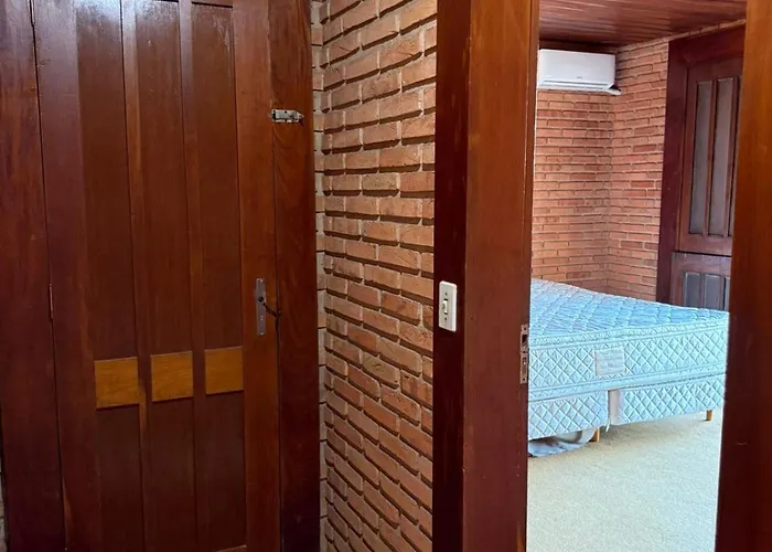 Suíte king com ar condicionado