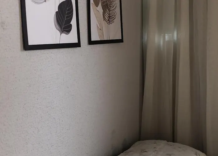 Quartos Privados em casa Mobiliada