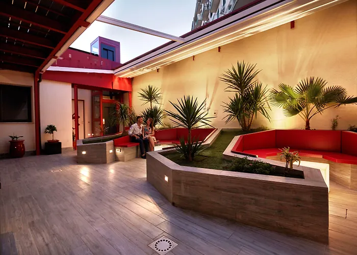 Hotel sulla spiaggia: Hospitality Hotel