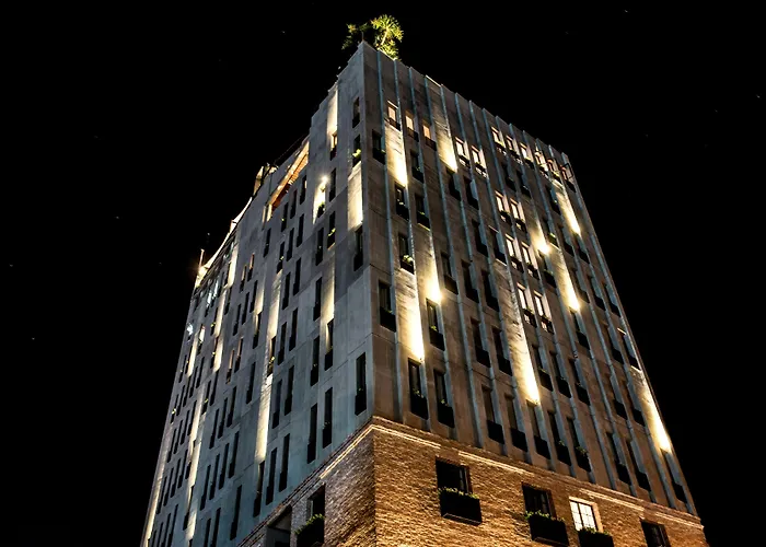 Luxury hotel only: Aquarius Hotel And Urban Resort