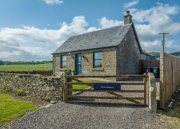 Villa: The Hideaway Experience