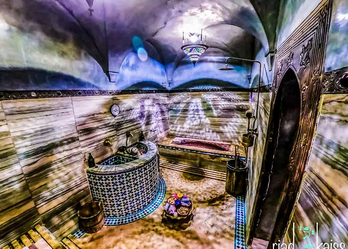 Luxury hotel only: Riad Kaiss By Anika