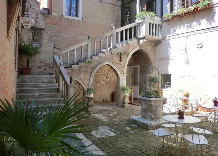 Hotel familiare: Hotel Ca' Nobile Corner