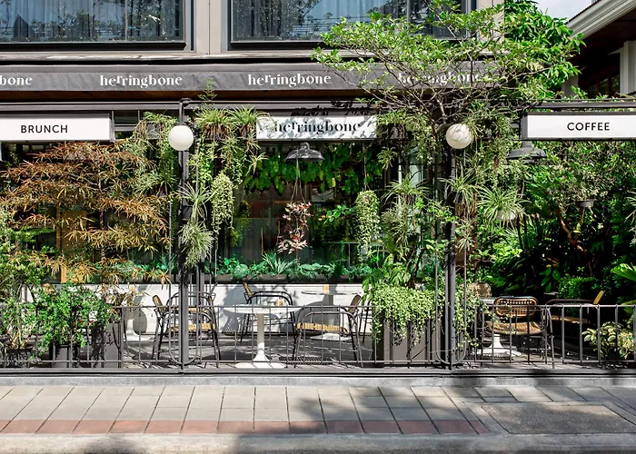 Hotel with Tennis: Volve Hotel Bangkok