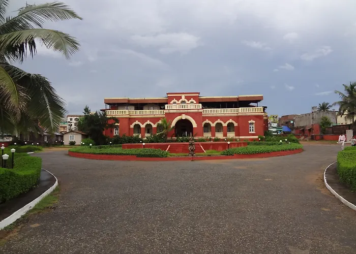 Boutique hotel only: Mahodadhi Palace