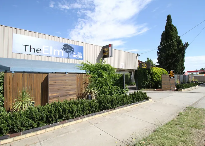 Cheap hotel: Elm Motel