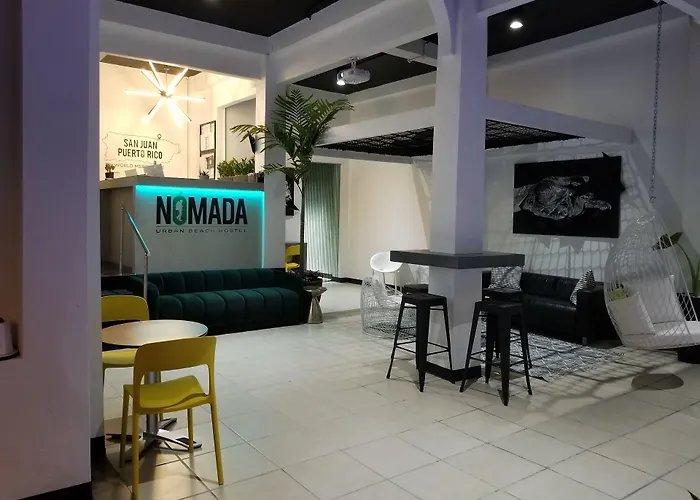 Nomada Urban Beach Hostel- Calle Loiza