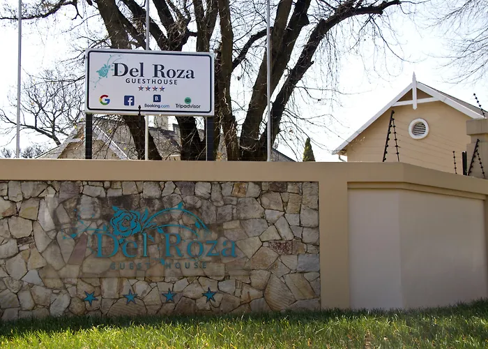 Del Roza Guest House