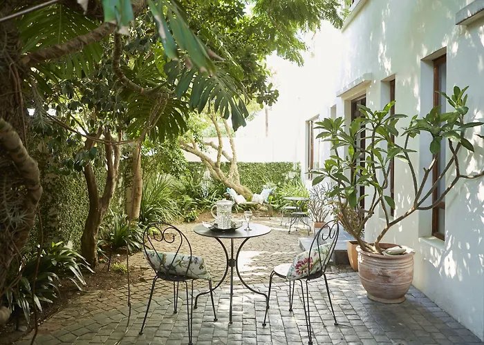 Bayflowers Guest House