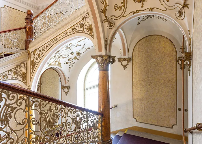 Cheap hotel: Hotel Slovan Plzen