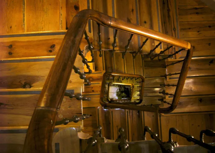 Hostal Canovas