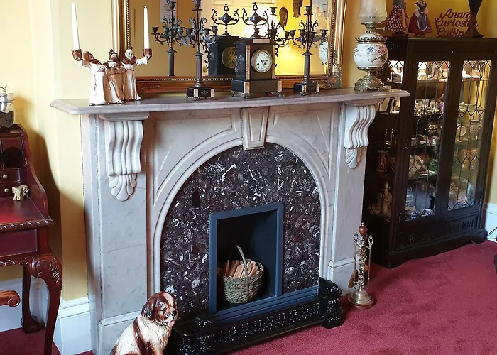 Creston Villa Guest House