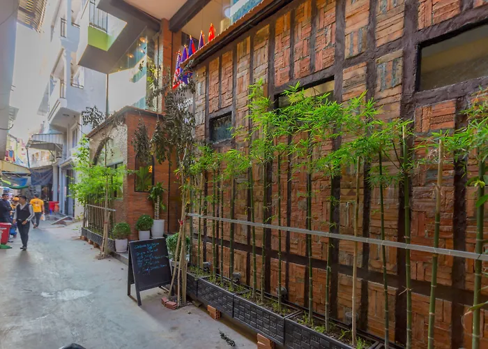 Family Hotel: Botum Palace Hotel