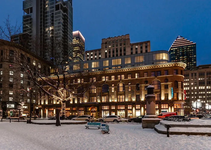 Central hotel: Hotel Birks Montreal