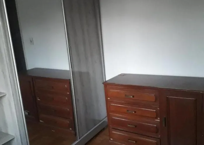 Quarto individual no centro