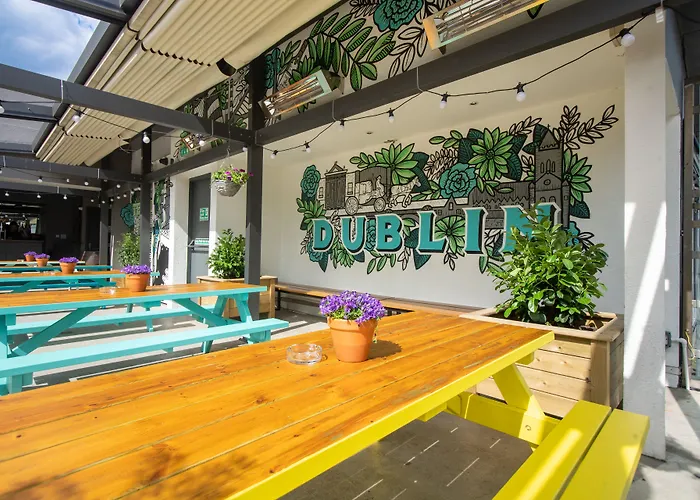 Pet Friendly hotel: Fitzsimons Hotel Temple Bar