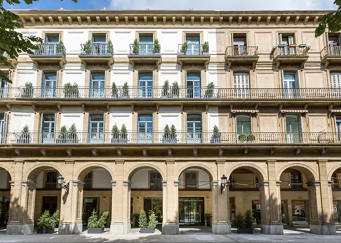 Luxury hotel only: Room Mate Collection Gorka, San Sebastian