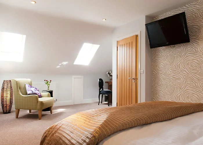 Maes Bach Boutique Guest House Town Centre