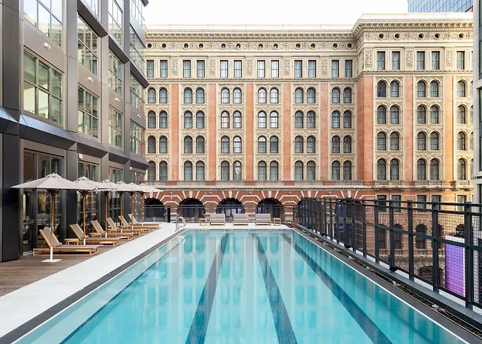 Hotels with a view Roost East Market