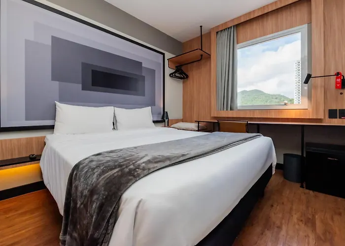 Ibis Navegantes Itajai