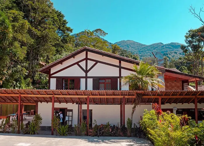Hotel com pingue-pongue: Gaia Hotelaria