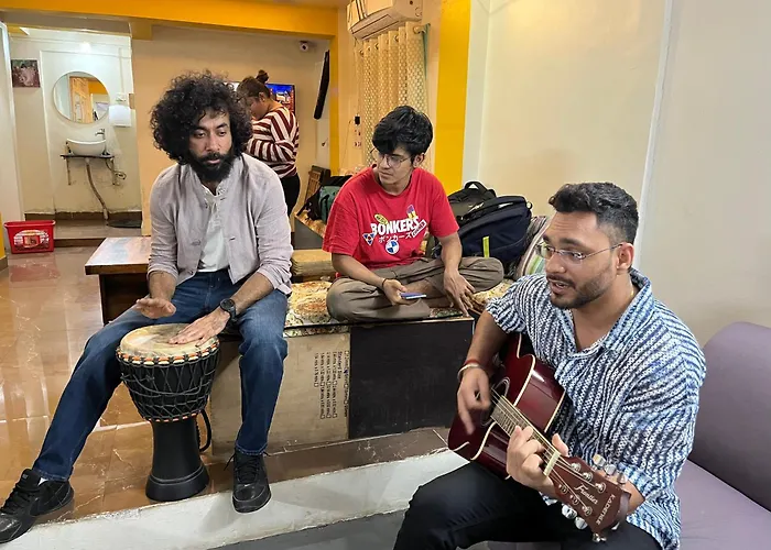 Hostel: Hoshtel99 - Prime - Stay, Cowork & Connect