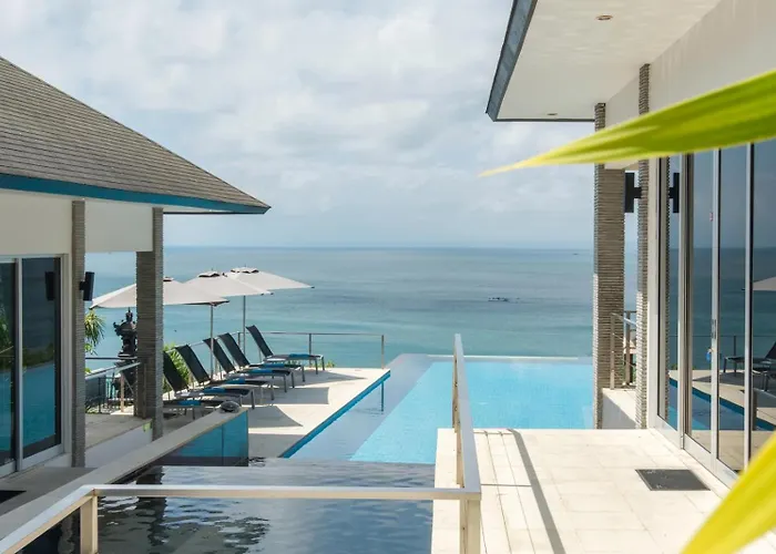 Suluban Cliff Bali