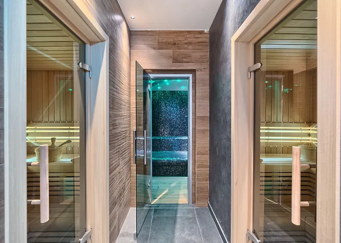 Hotels With Four Stars Time Boutique