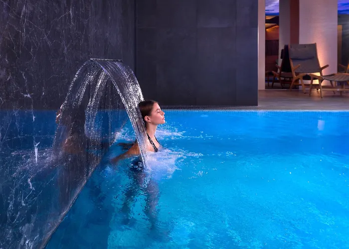 Hotels With Four Stars Time Boutique