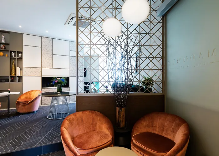 Hotel di lusso: Amadomus Luxury Suites