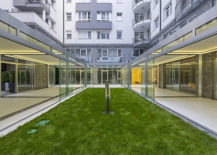 Hotel: Silver Crown Hotel & Residence, Palace Quarter