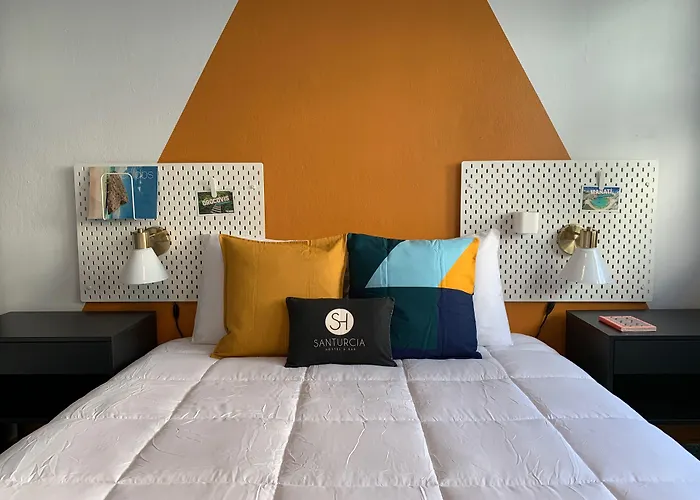Hotel near College: Santurcia Hostel (Adults Only)