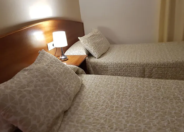 Hostal Mary - Adults Only 18 And Up