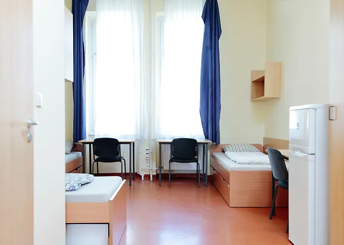 Hotel cerca del colegio: Pop Up Hostels - Downtown