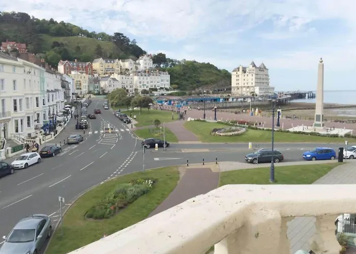 Beachside Guest House