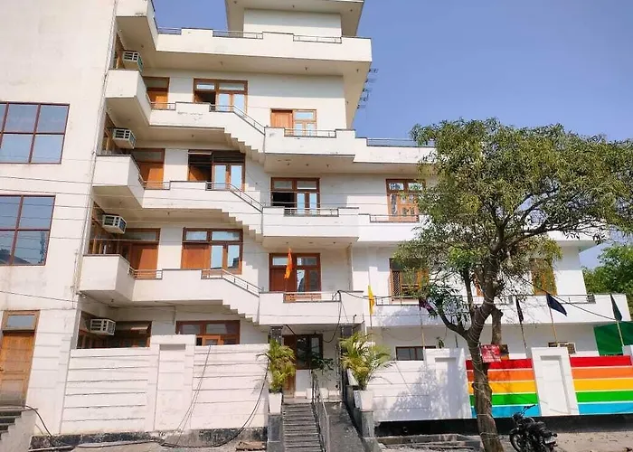 Viraj Guest House
