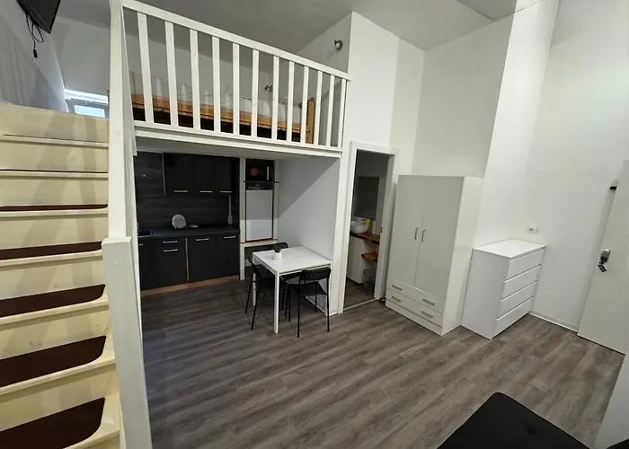 Lime Apartments - Bamboo