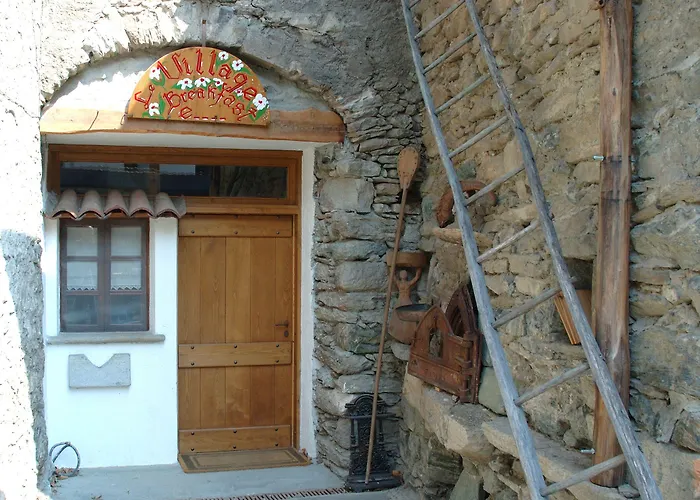 Le Village